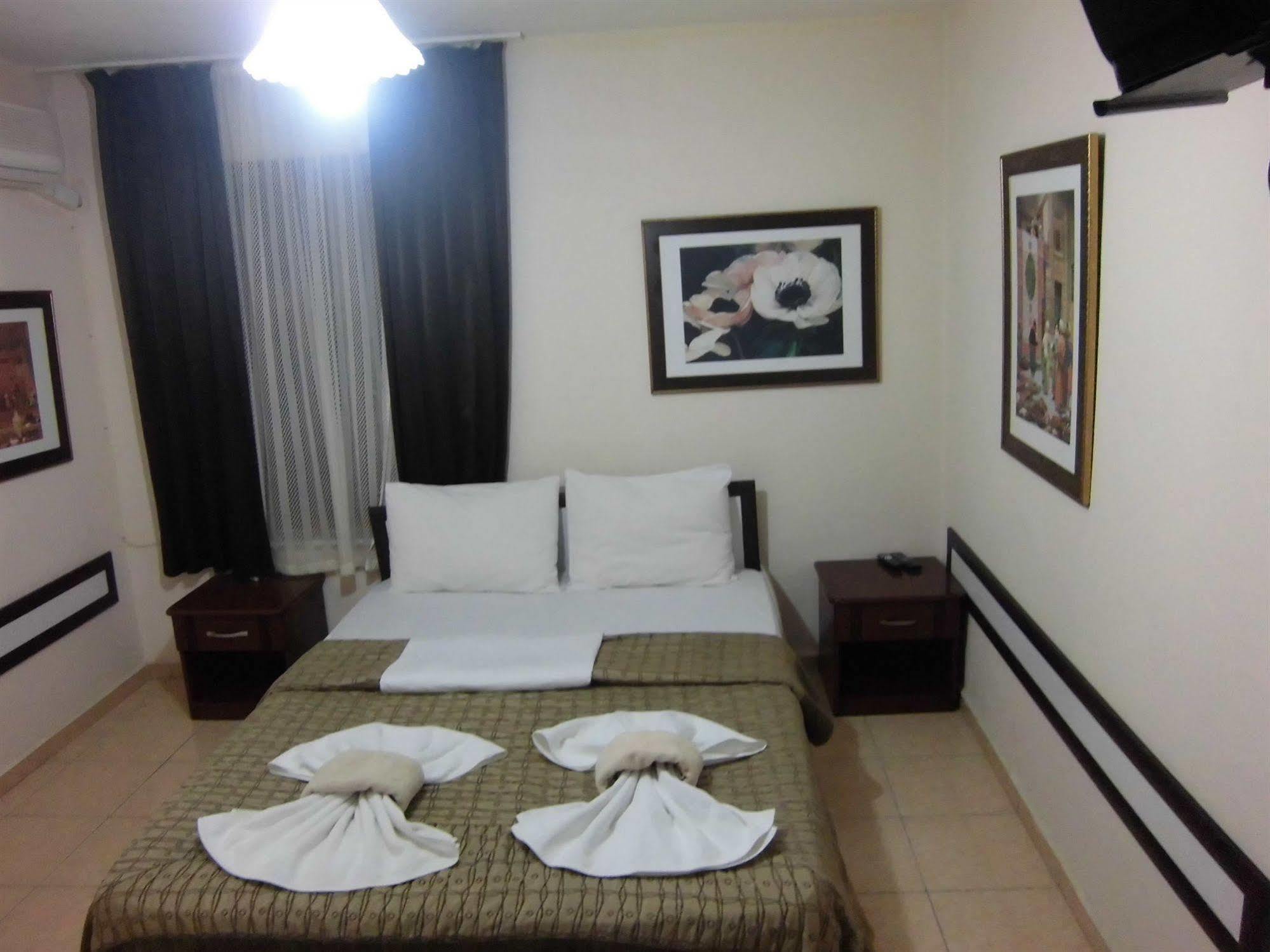 Cinar Hotel Antalya Buitenkant foto